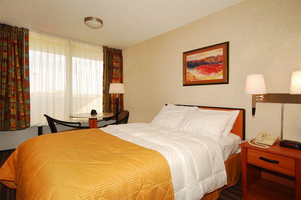 Quality Inn Phoenix Airport Exterior foto